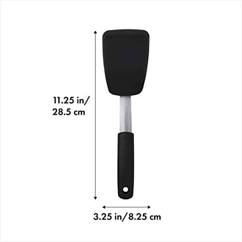 OXO Good Grips Small Silicone Flexible Turner - Black | Spatula, Heat Resistant and Flexible Head, Non-Stick Safe, Ideal for Flipping Burgers or Eggs, Dishwasher Safe