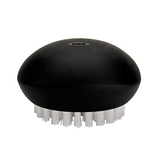 OXO Good Grips Vegetable Brush Black, 1 EA | Sturdy Nylon Bristles Clean Firm Produce, Non-Slip Grip, Ideal for Potatoes & Carrots, Dishwasher Safe